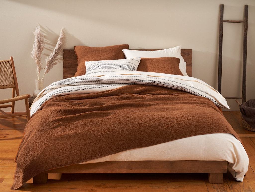 Fig Linens - Coyuchi Organic Bedding - Cascade Matelasse Blanket - Rust