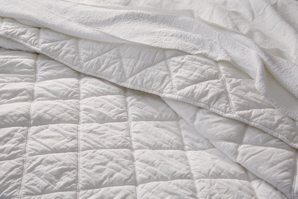 Fig Linens - White Diamond Stitched Organic Cotton Comforter with Diamond Stitching by Coyuchi 