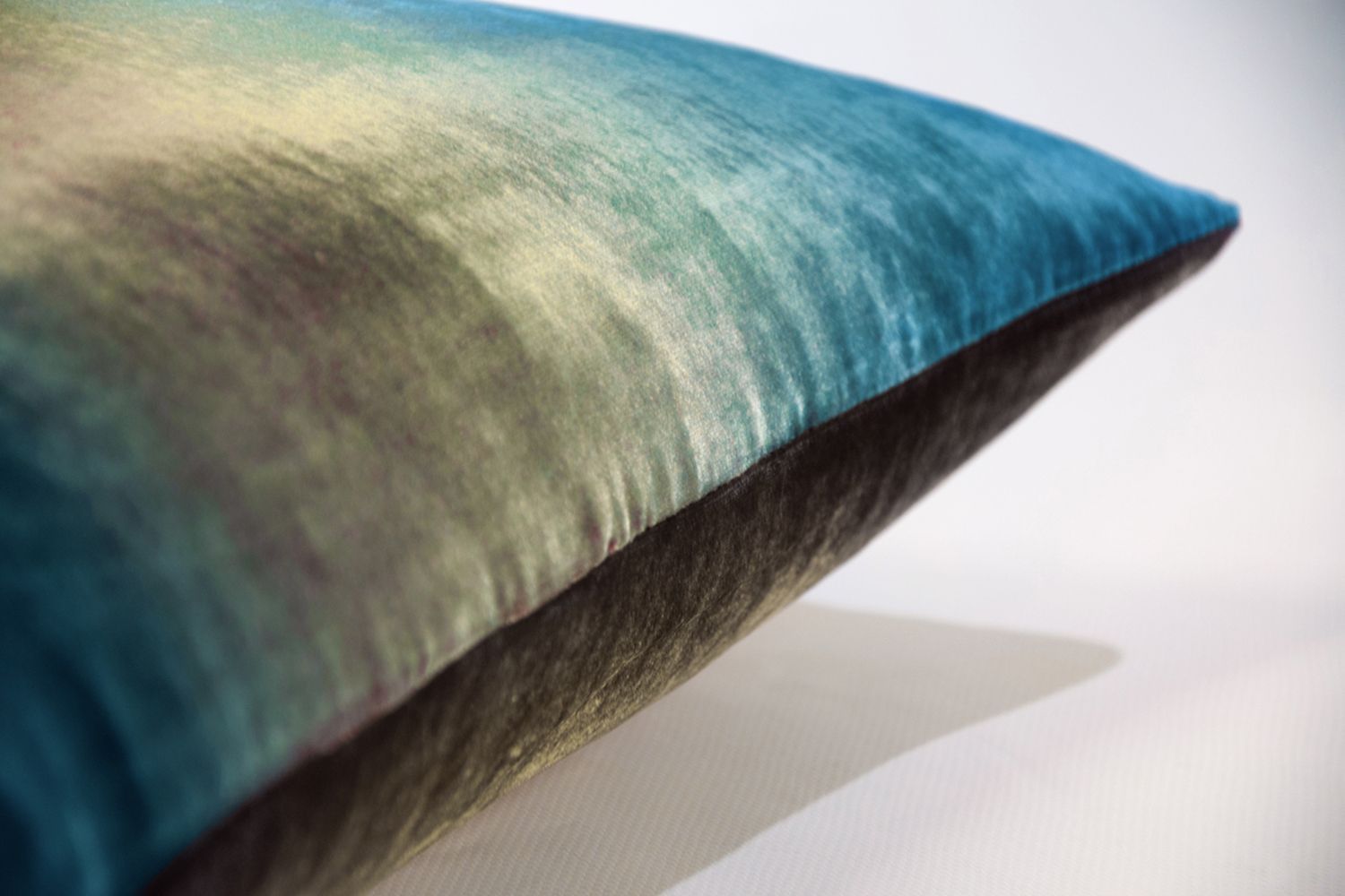 Fig Linens - Oregano/Peacock Two Tone Ombre Pillow by Kevin O'Brien Studio - Details