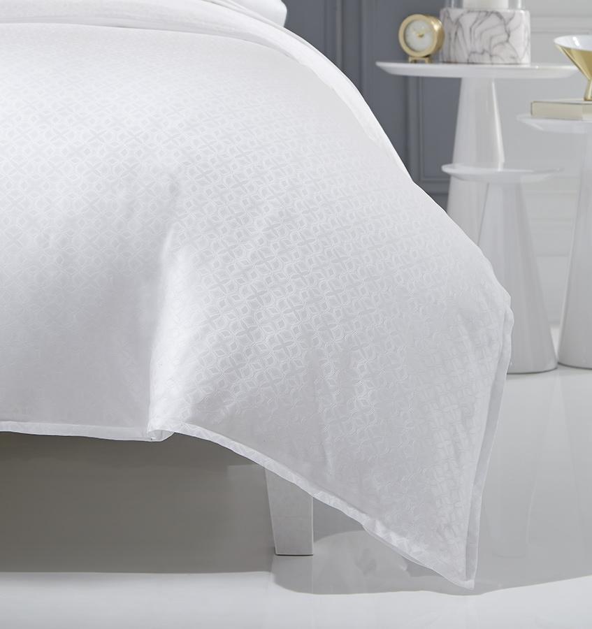 Fig Linens - Sferra Giza 45 White Quatrefoil Bedding