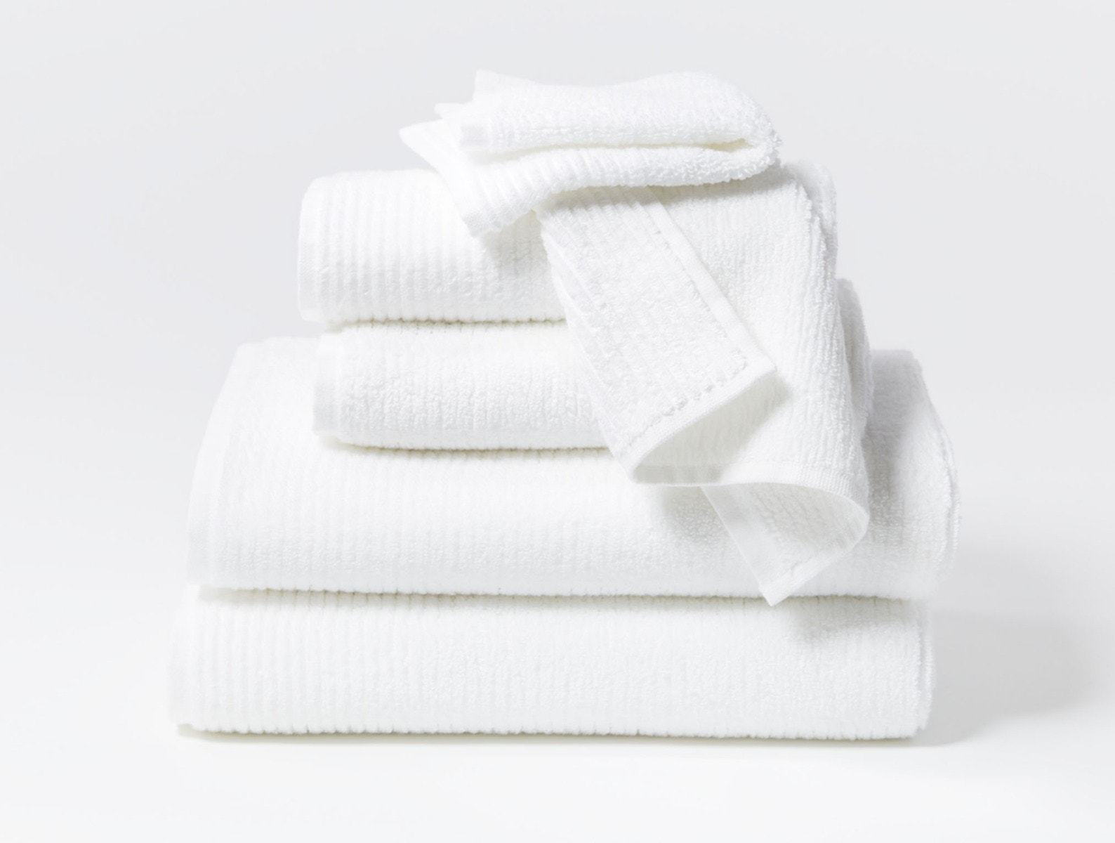 Temescal Alpine White Organic Bath Towels by Coyuchi | Fig Linens