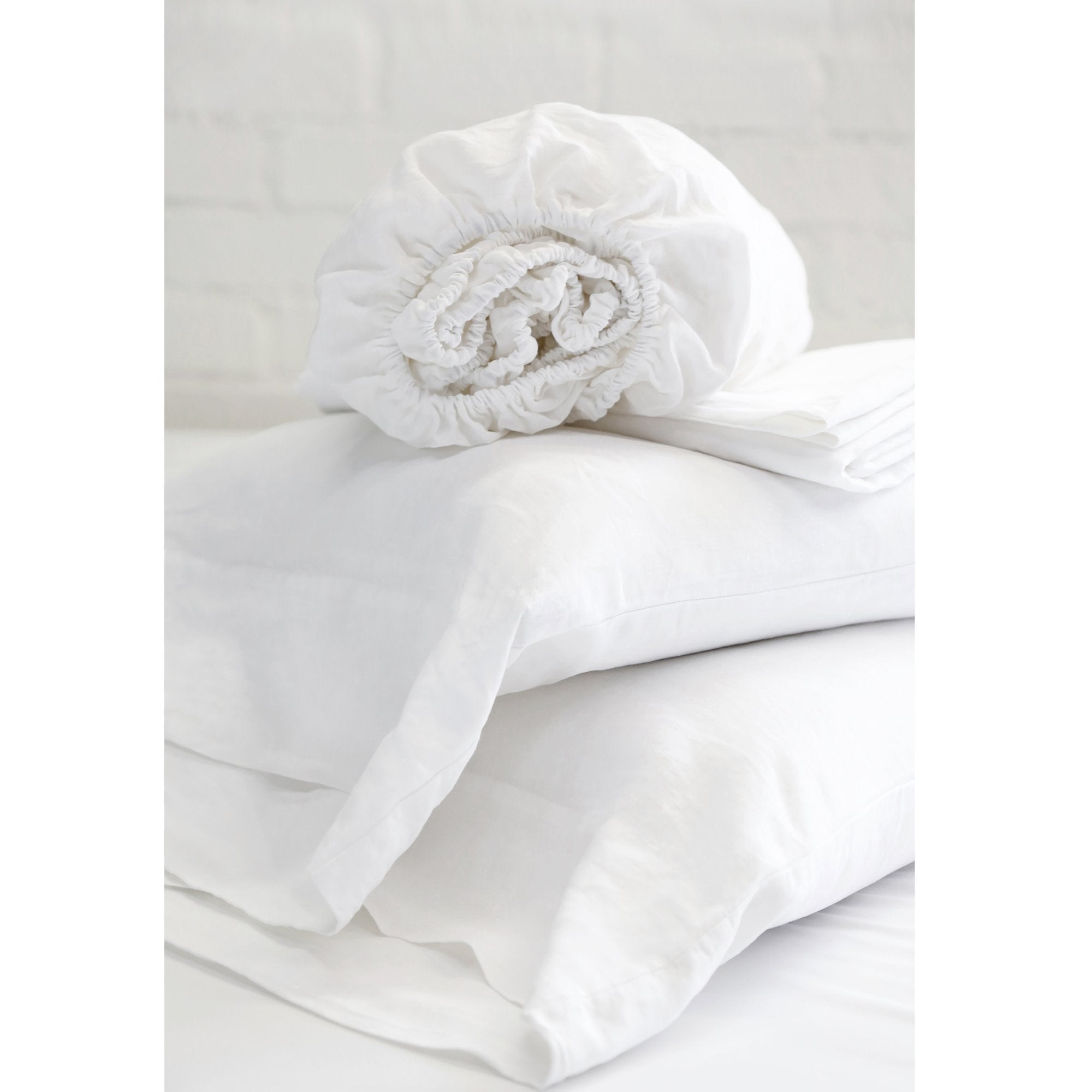 Pom Pom at Home - White Linen Sheets and pilowcases | Fig Linens and Home