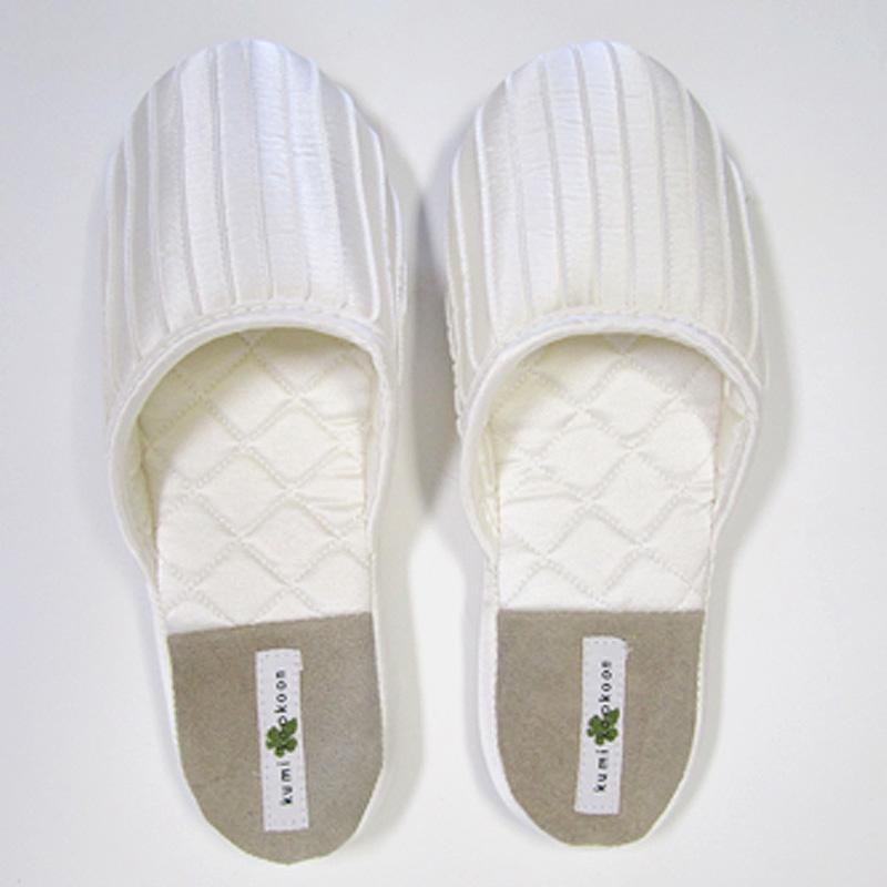 Kumi Kookoon French Pleat Silk Slippers | Fig Linens white