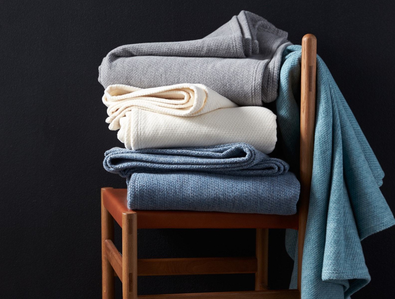Sequoia Gray Organic Blankets by Coyuchi | Fig Linens