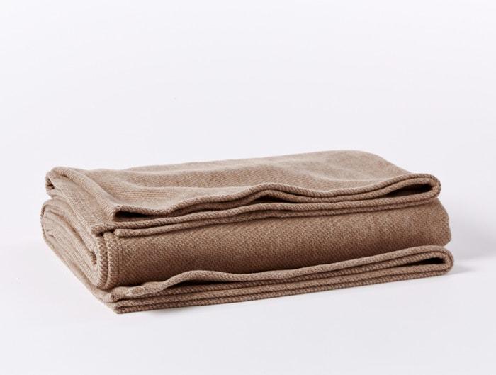 Sequoia Sandalwood Organic Blankets by Coyuchi | Fig Linens