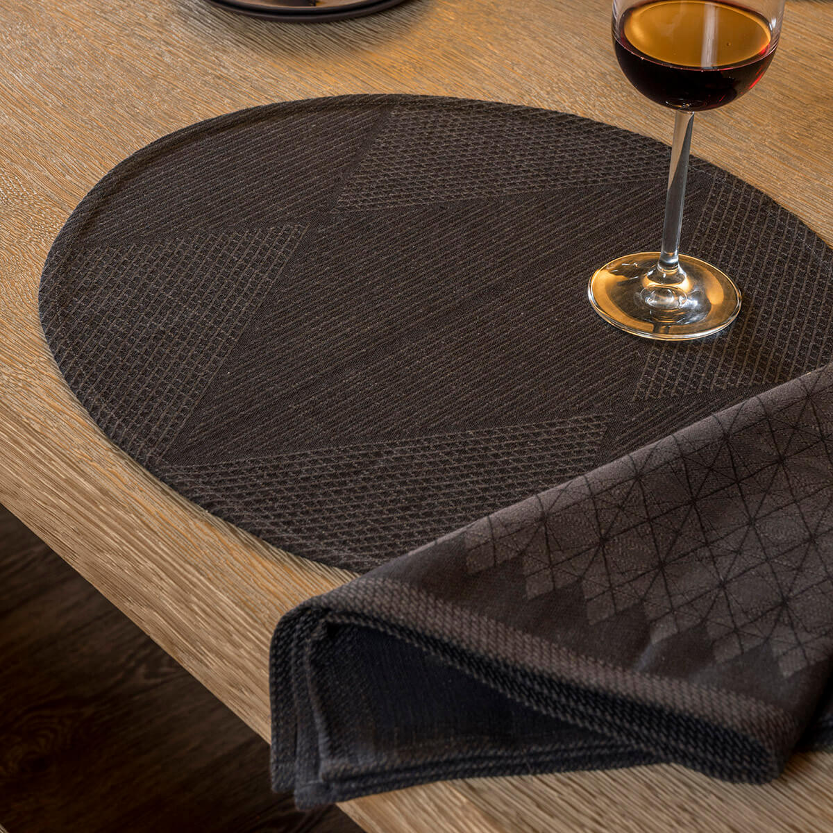 Club Antique Napkin Detail with Round Placemat  - Le Jacquard Francais at Fig Linens and Home