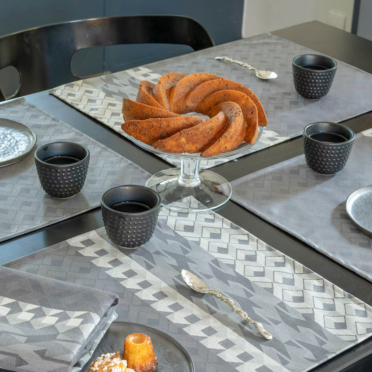 Placemats - Caractere Coated Grey Table Linens & Tablecloth | Le Jacquard Français