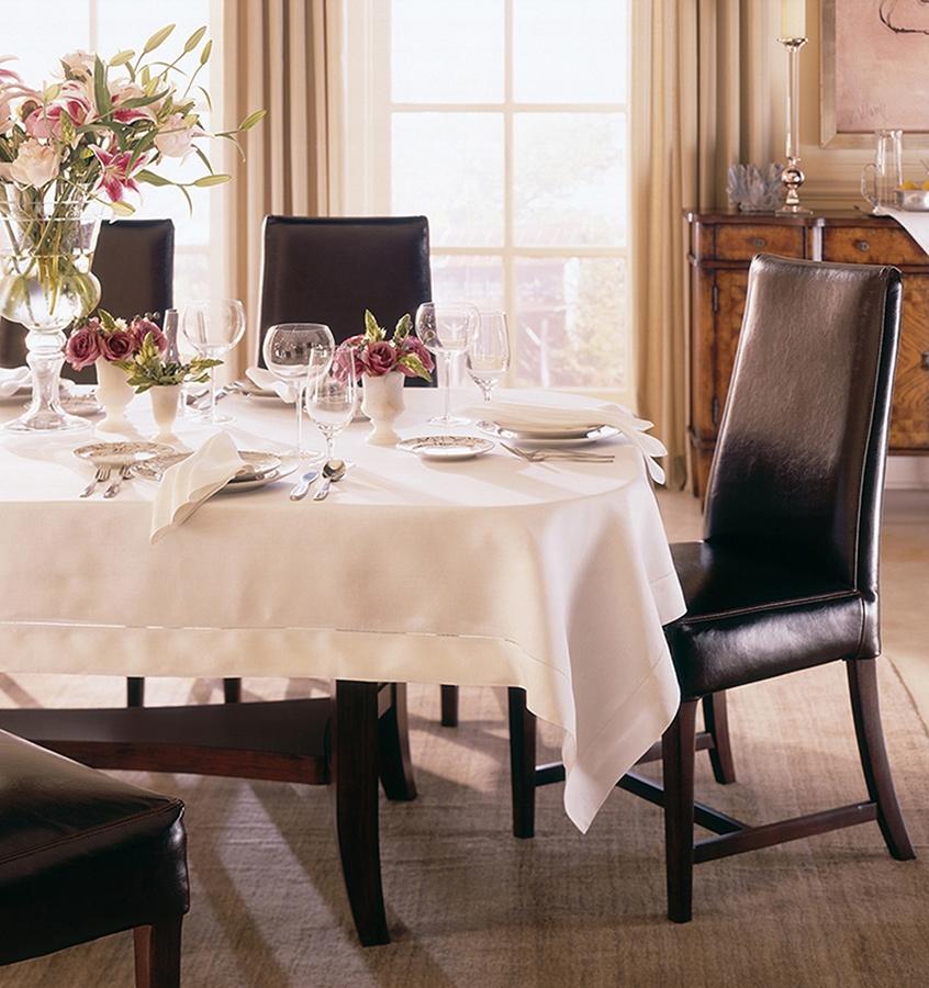 Classico Table Runners by Sferra - Fig Linens